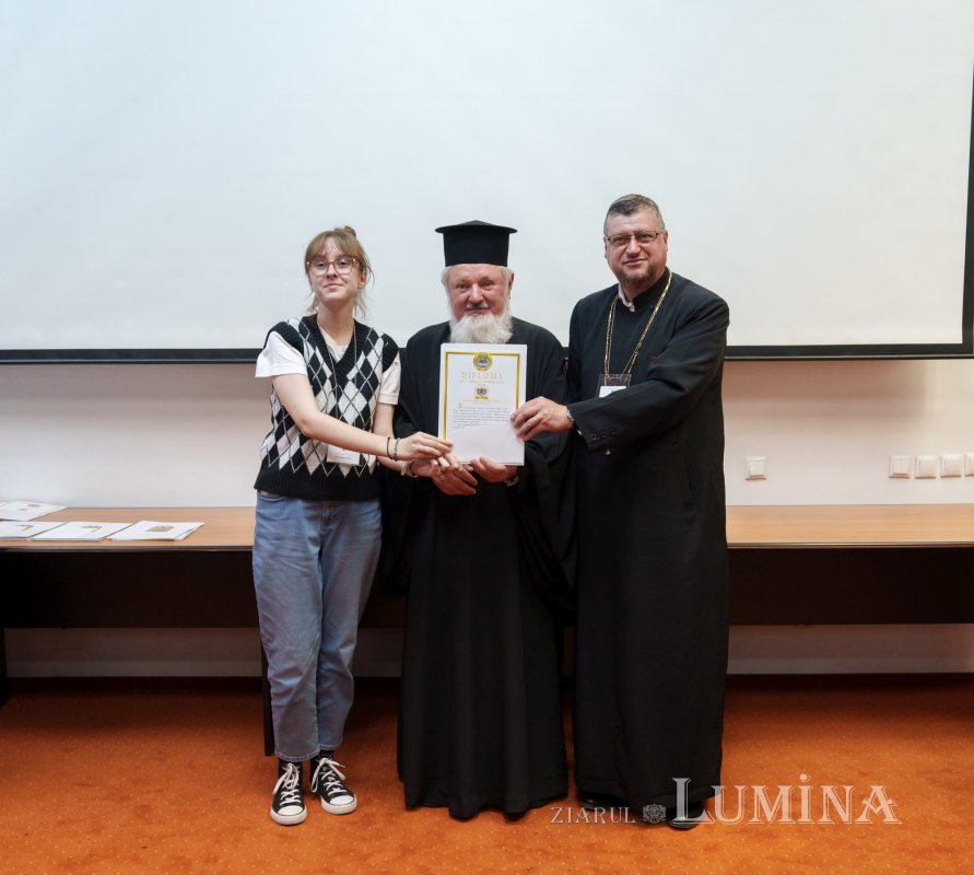 Vizionarea filmului cu proiectele câștigătoare ale concursului național catehetic 332175