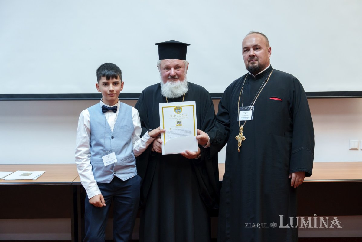 Vizionarea filmului cu proiectele câștigătoare ale concursului național catehetic 332177