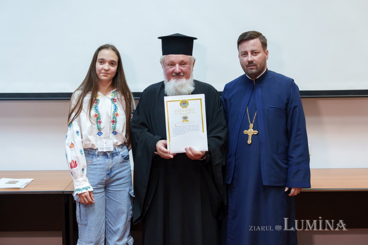 Vizionarea filmului cu proiectele câștigătoare ale concursului național catehetic 332185