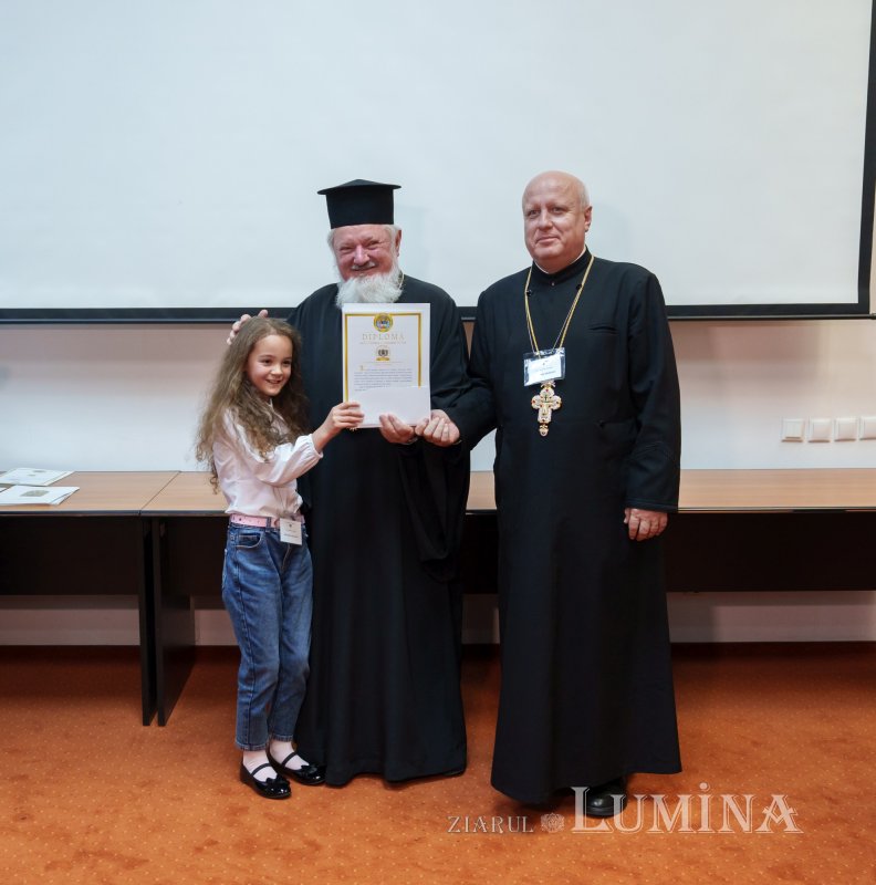 Vizionarea filmului cu proiectele câștigătoare ale concursului național catehetic 332187