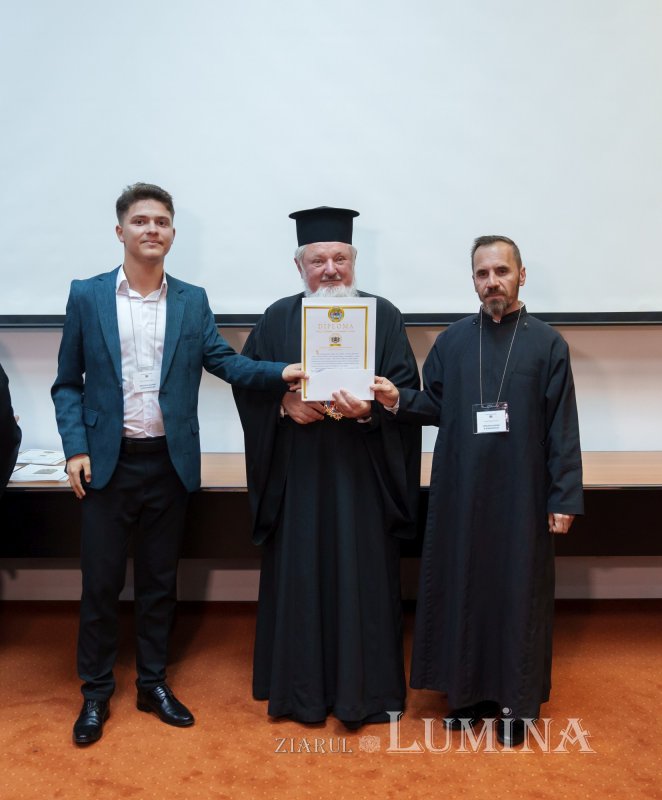 Vizionarea filmului cu proiectele câștigătoare ale concursului național catehetic 332190