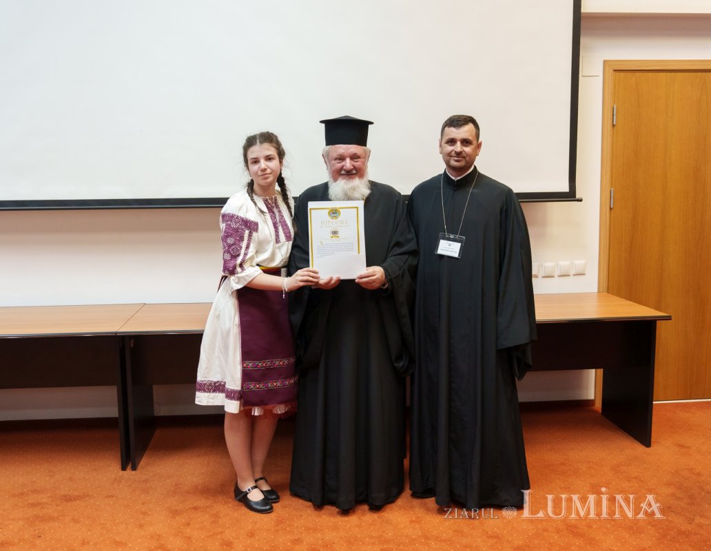 Vizionarea filmului cu proiectele câștigătoare ale concursului național catehetic 332202