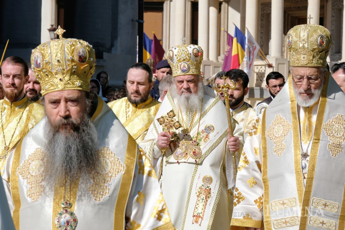 Sărbătorirea hramului istoric al Catedralei Patriarhale 332214