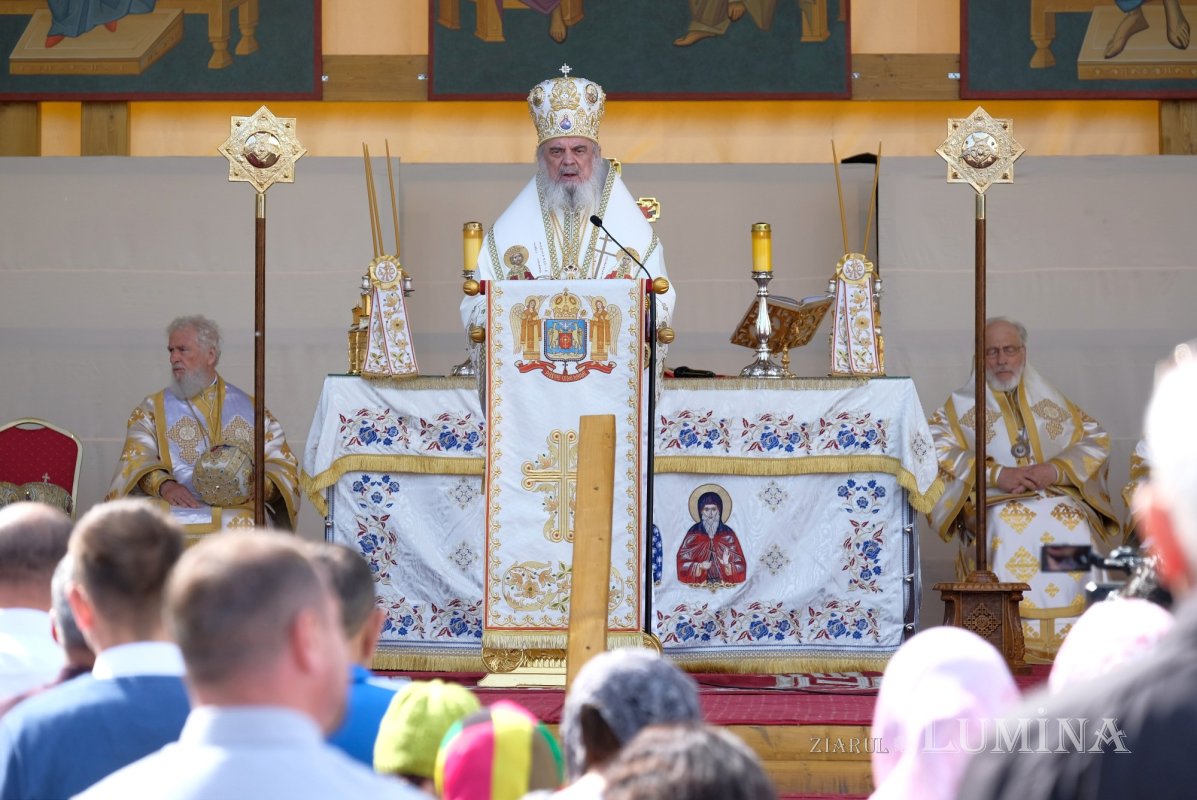 Sărbătorirea hramului istoric al Catedralei Patriarhale 332232