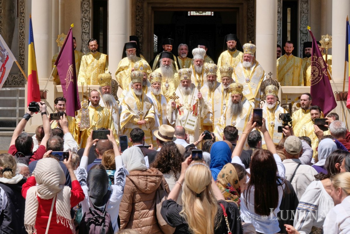 Sărbătorirea hramului istoric al Catedralei Patriarhale 332243