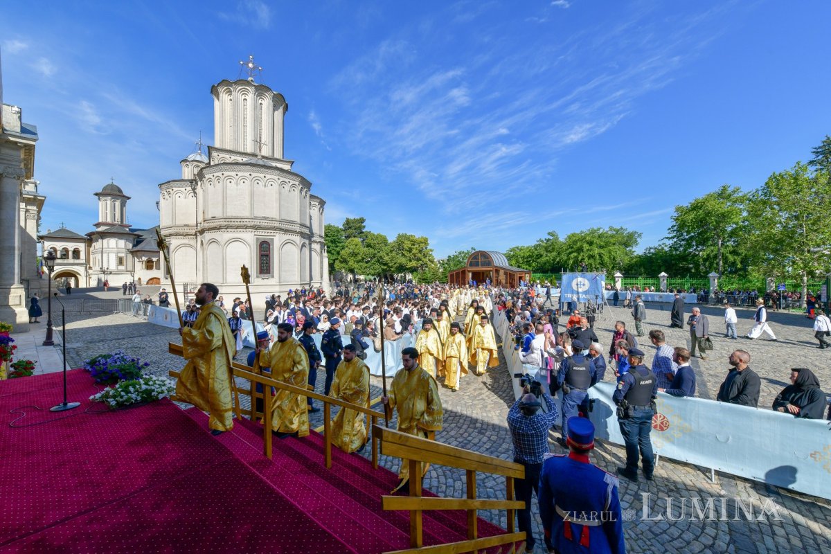 Sărbătorirea hramului istoric al Catedralei Patriarhale 332250