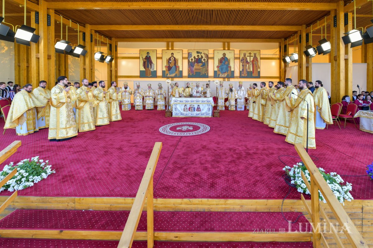 Sărbătorirea hramului istoric al Catedralei Patriarhale 332252