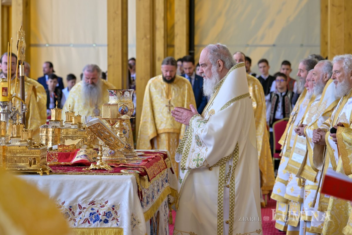 Sărbătorirea hramului istoric al Catedralei Patriarhale 332274