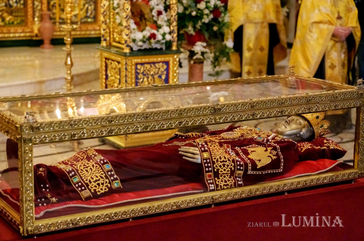 Sfânta Împărăteasă Elena, frumusețea chipului și a sufletului 332074