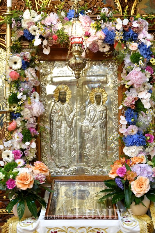 Sclipirile Luminii: Biserica „Sfinţii Împăraţi Constantin şi Elena”- Parcul Călăraşi, Bucureşti 332358