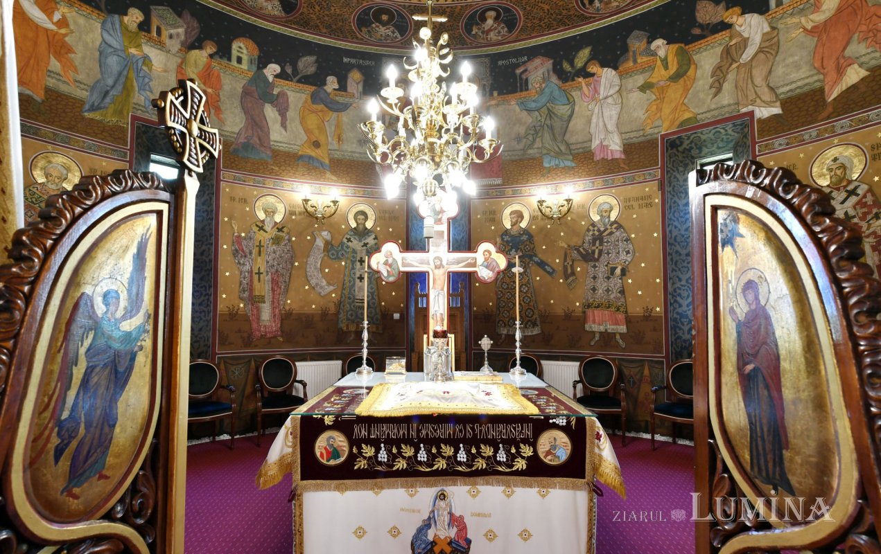 Sclipirile Luminii: Biserica „Sfinţii Împăraţi Constantin şi Elena”- Parcul Călăraşi, Bucureşti 332362