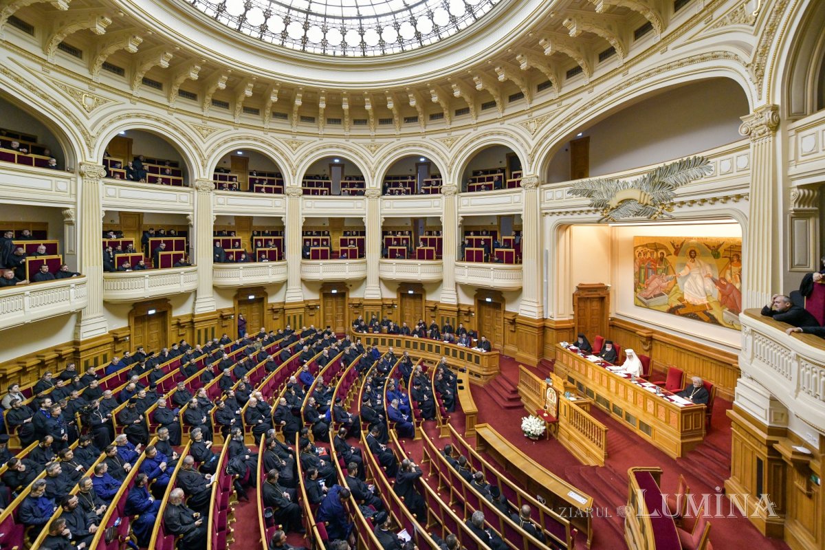 Centenarul Patriarhiei Române: un secol de unitate națională și bisericească 332626