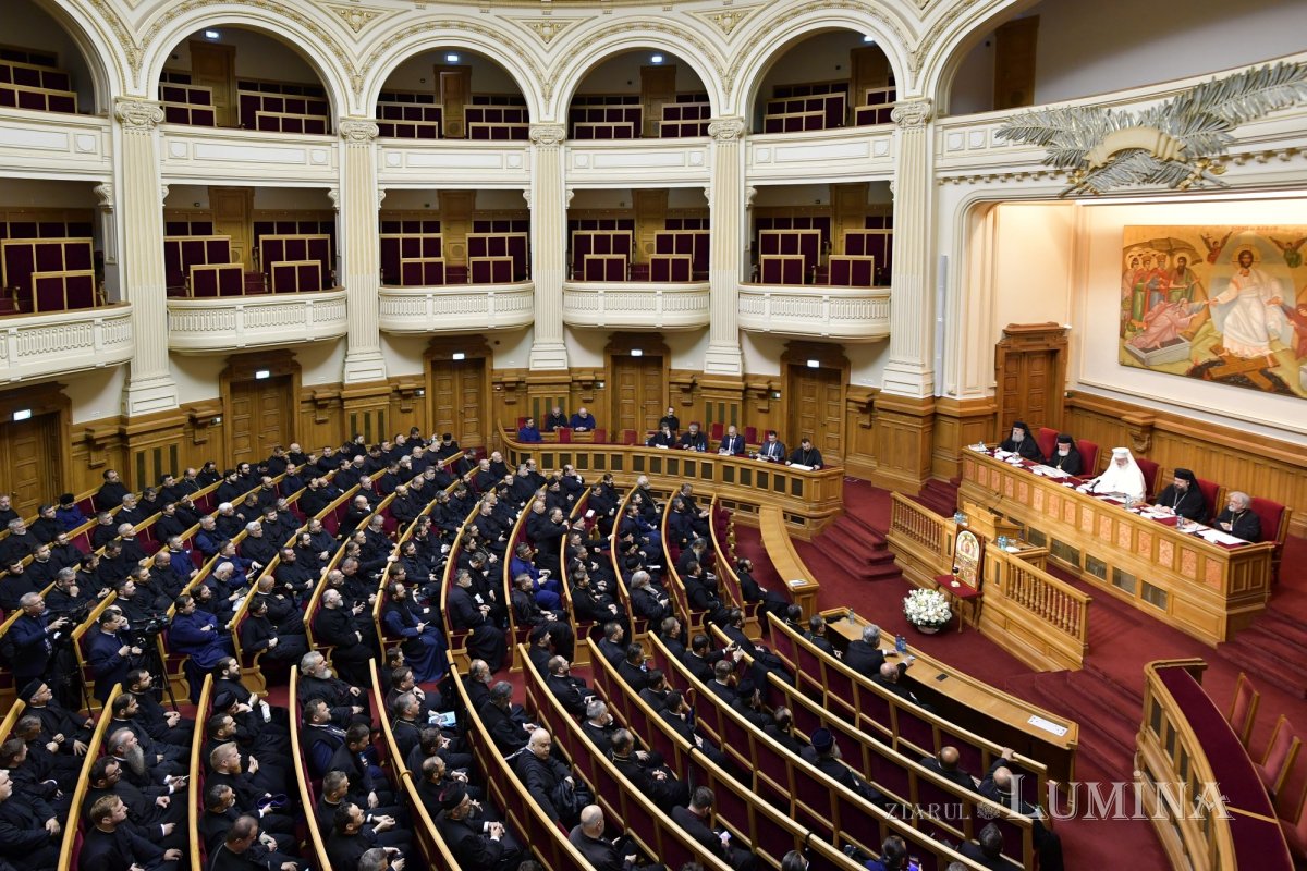 Conferință pastoral-misionară a clericilor prahoveni 332729