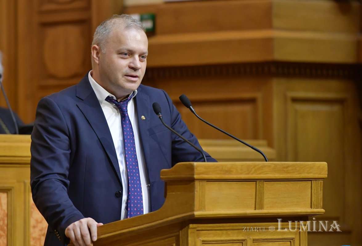 Conferință pastoral-misionară a clericilor prahoveni 332749