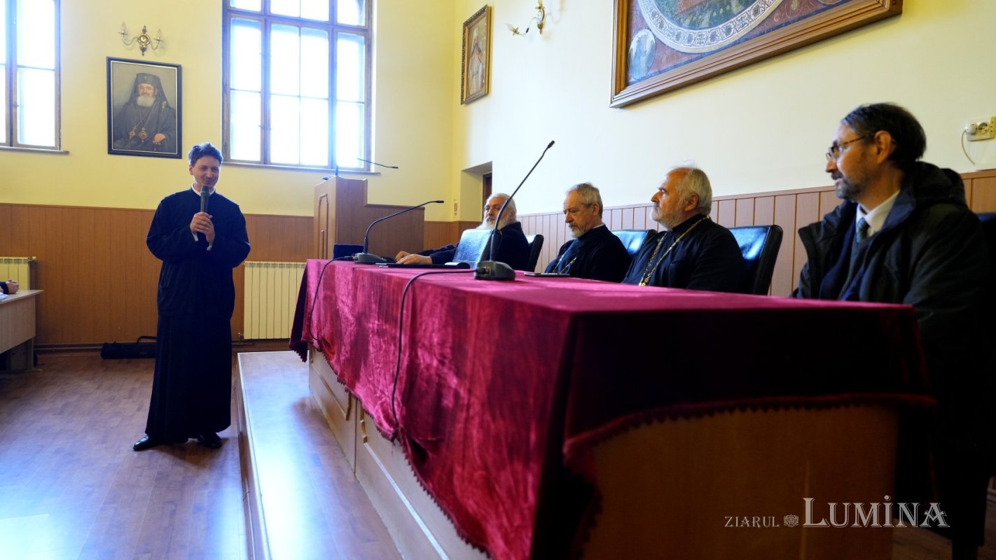 Revedere la Facultatea de Teologie din Sibiu 332683
