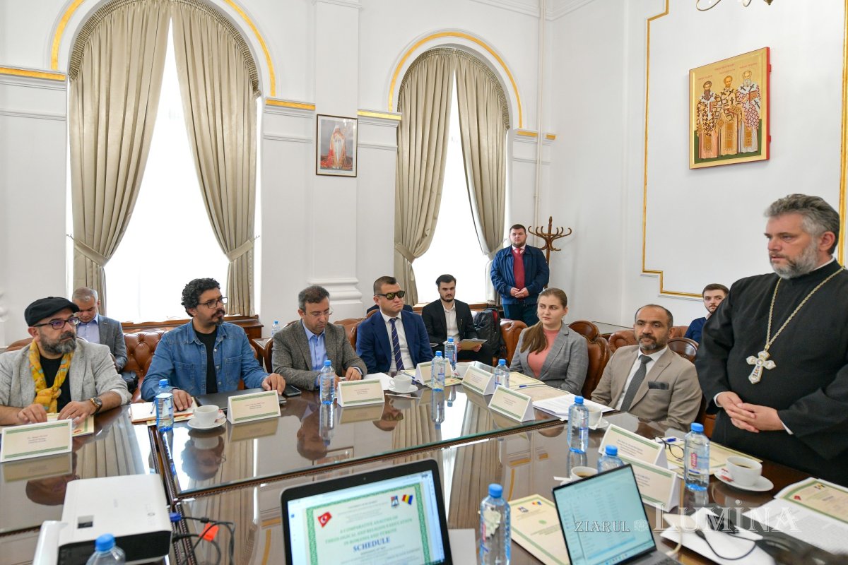 Simpozion dedicat analizei educației religioase din România și Turcia 332839