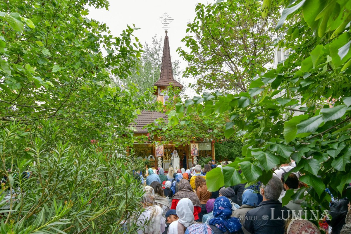 Celebrarea hramului principal al Catedralei Mântuirii Neamului 332965