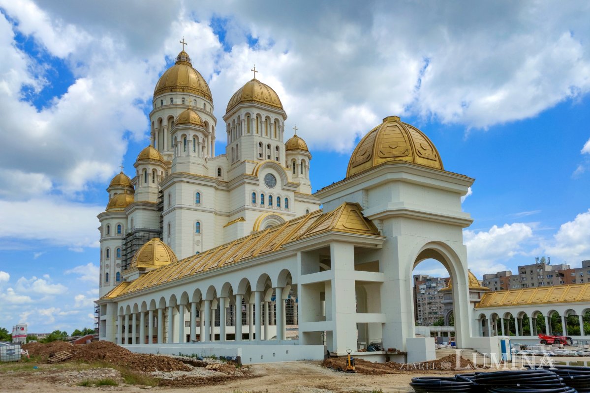 Celebrarea hramului principal al Catedralei Mântuirii Neamului 332969