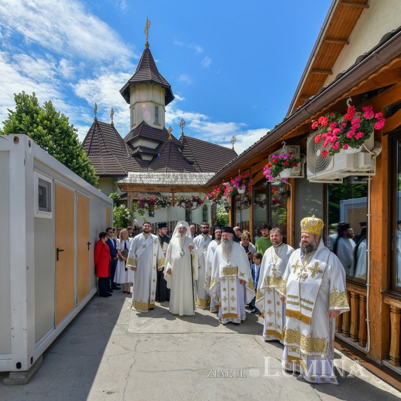 Celebrarea hramului principal al Catedralei Mântuirii Neamului 332993