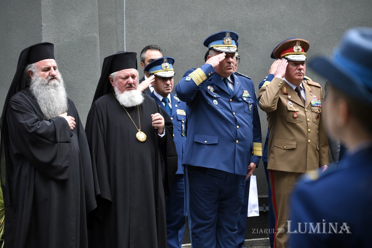 Sărbătoare a demnității și onoarei militare 333087