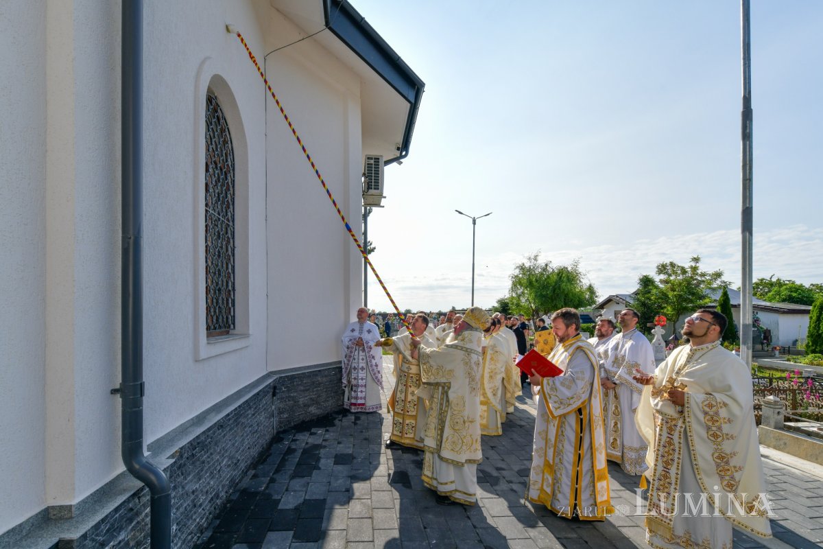 Binecuvântarea unei lucrări misionare din localitatea Brazi 333153