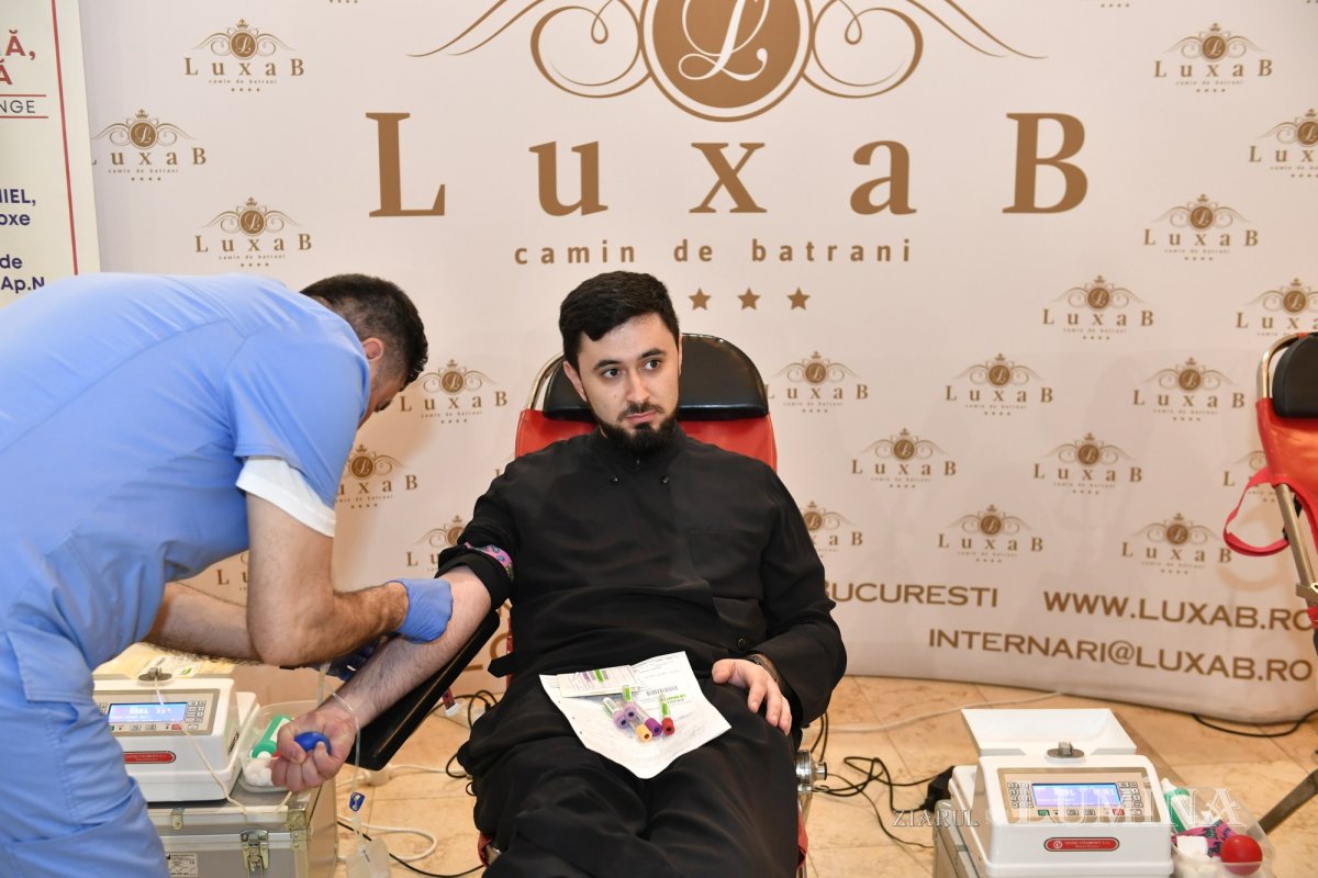Campanie de donare de sânge la Căminul de bătrâni Luxab 333449