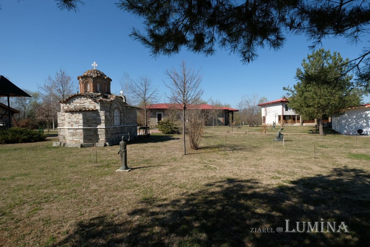 „Acoperământul Maicii Domnului”, o mănăstire ca o călătorie 333472