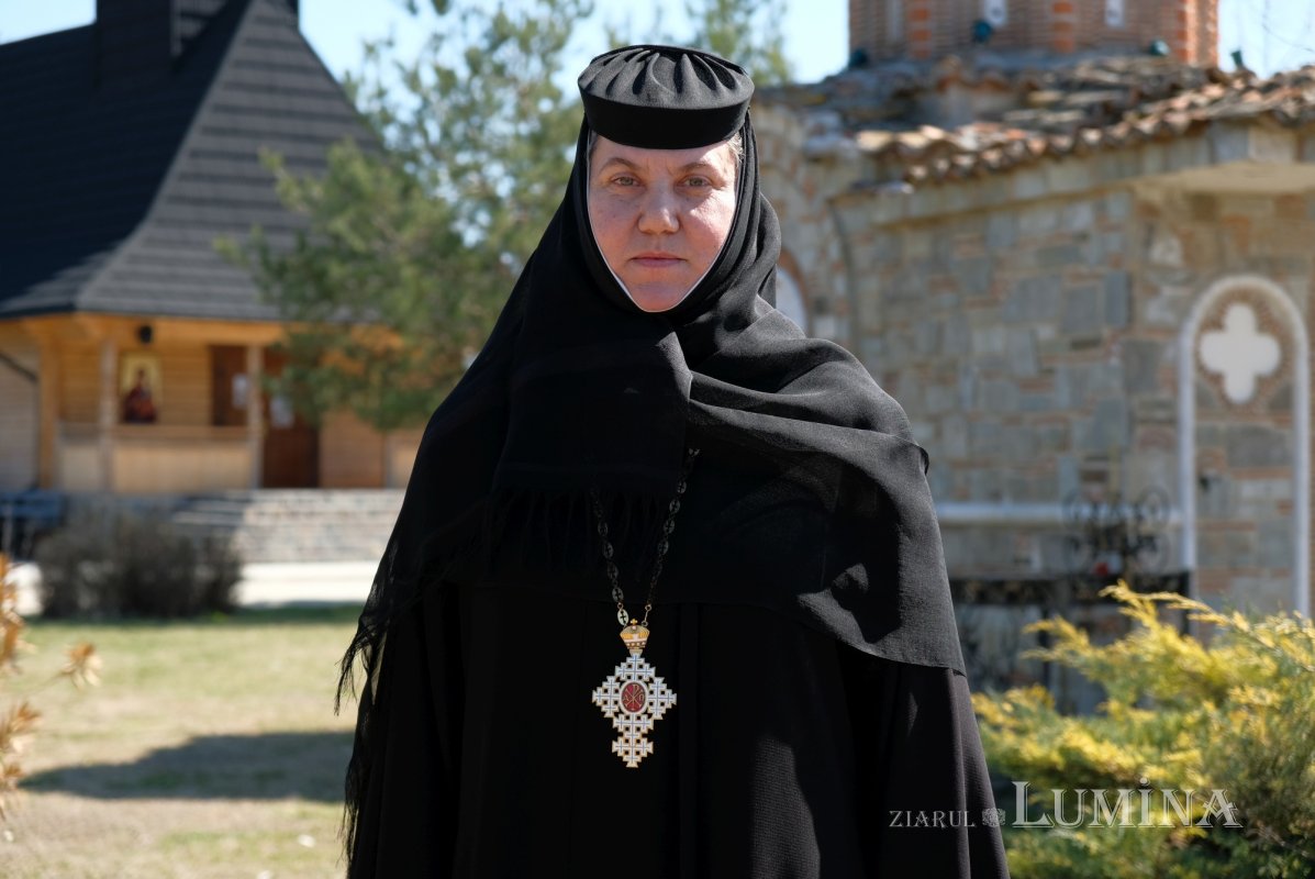 „Acoperământul Maicii Domnului”, o mănăstire ca o călătorie 333484