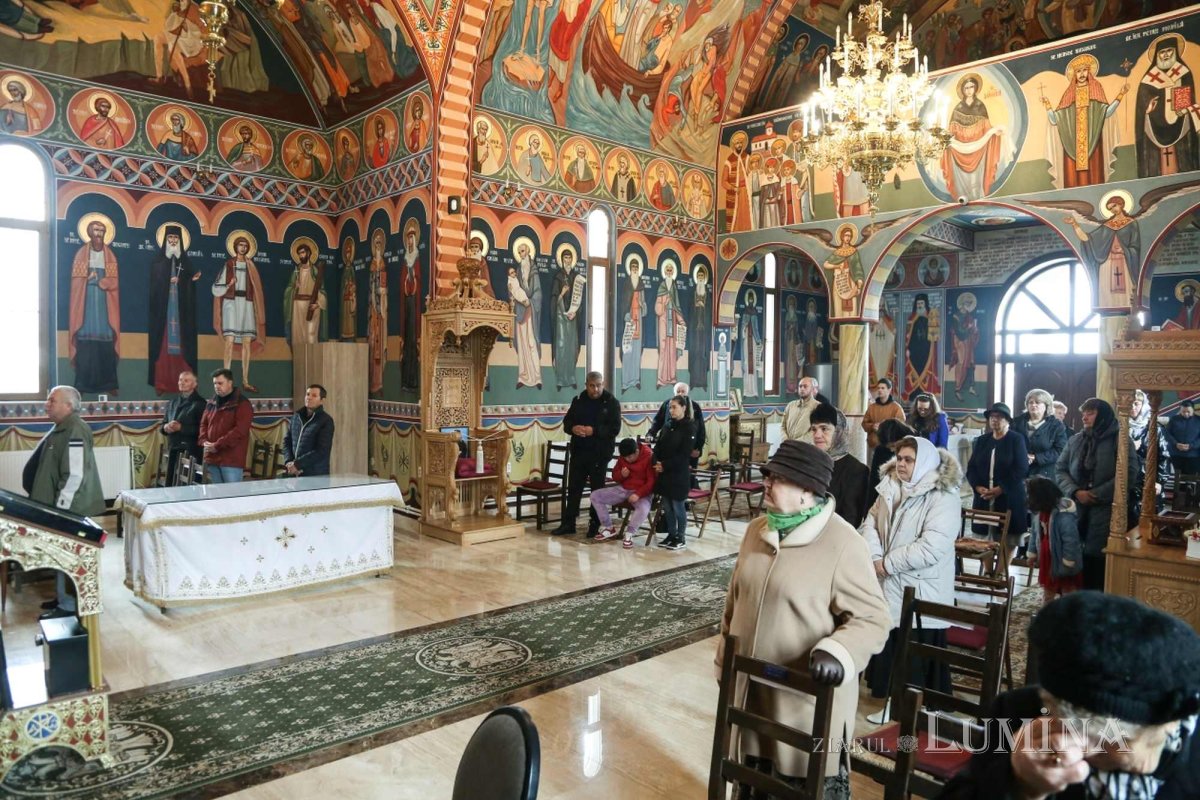 Darurile Duhului Sfânt în comunitatea din Dealul Ocnei, Sibiu 333114