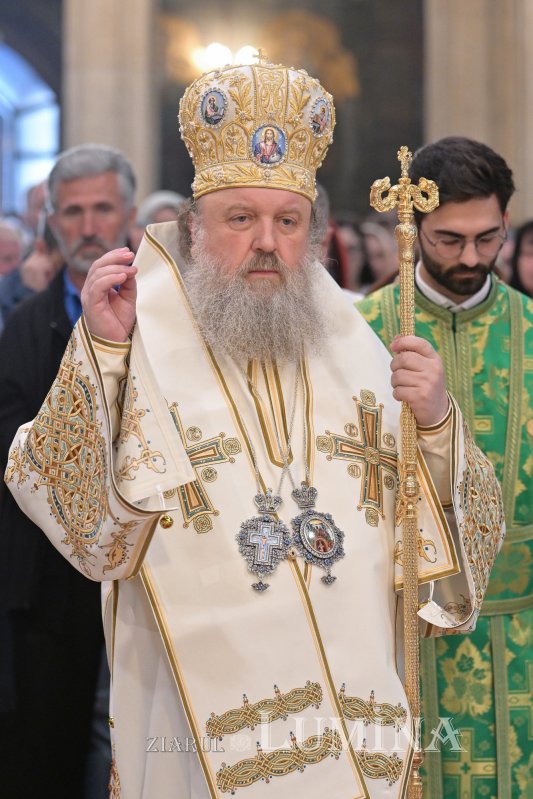 Praznicul Cincizecimii la Catedrala Patriarhală din București 333869