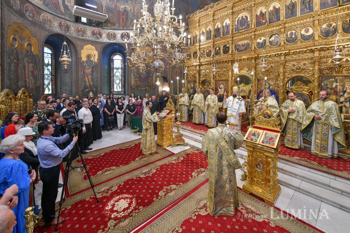 Hramul Centrului de Presă BASILICA al Patriarhiei Române 334015