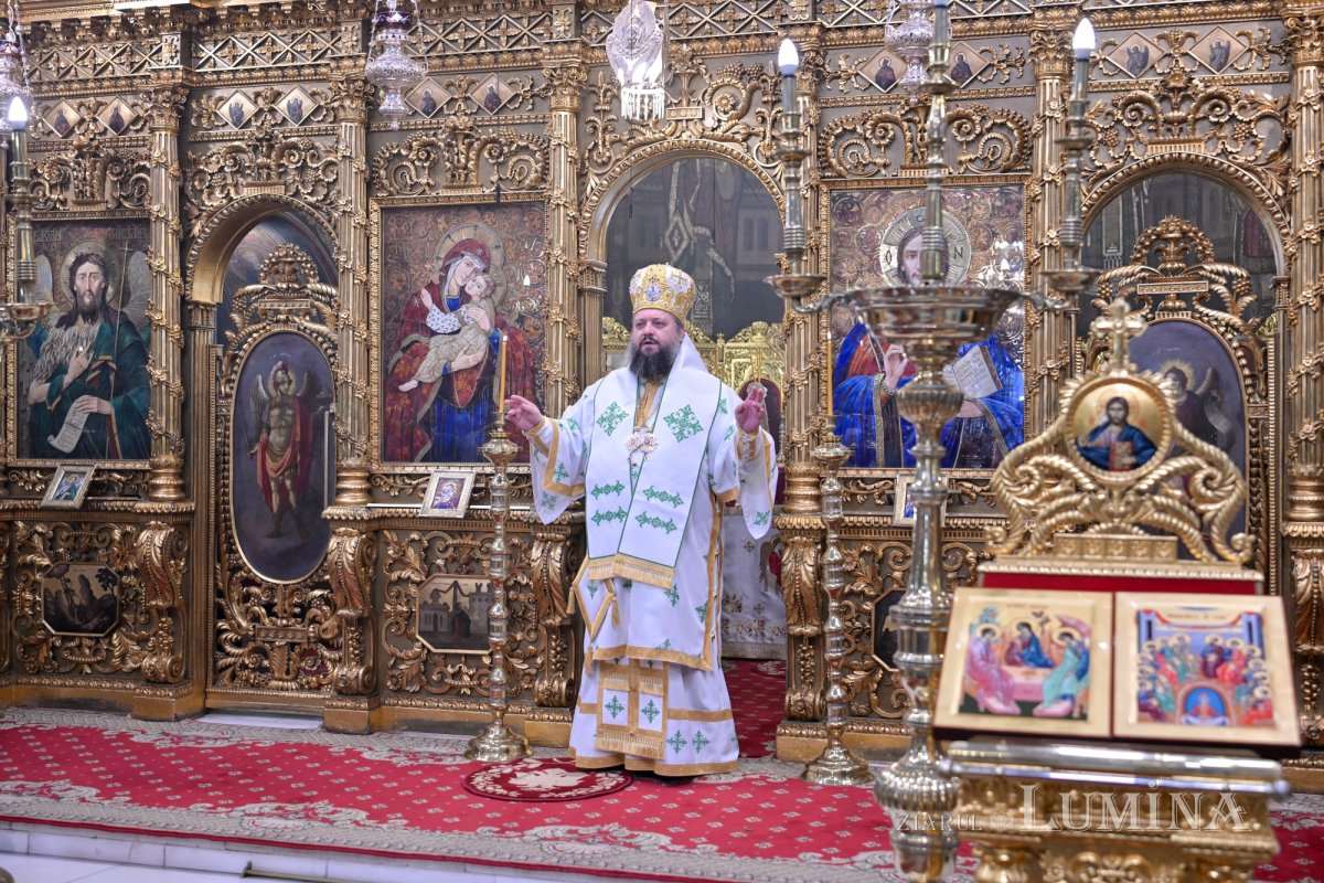 Hramul Centrului de Presă BASILICA al Patriarhiei Române 334017