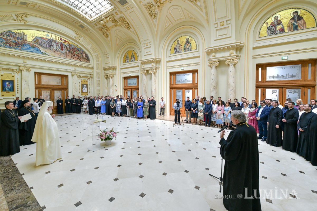 Hramul Centrului de Presă BASILICA al Patriarhiei Române 334026