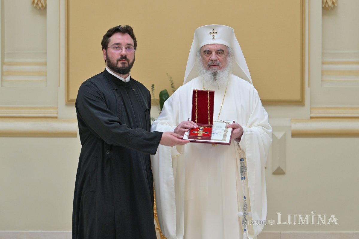Hramul Centrului de Presă BASILICA al Patriarhiei Române 334053