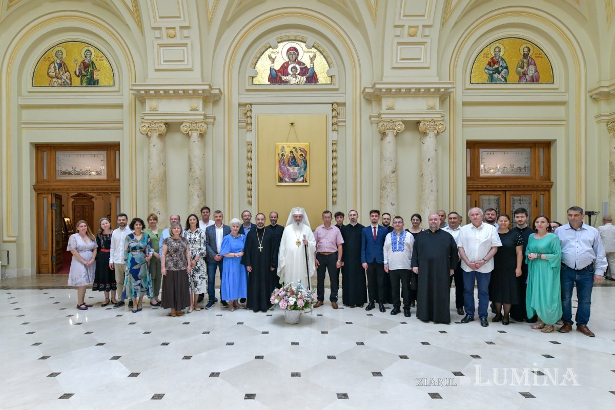 Hramul Centrului de Presă BASILICA al Patriarhiei Române 334061