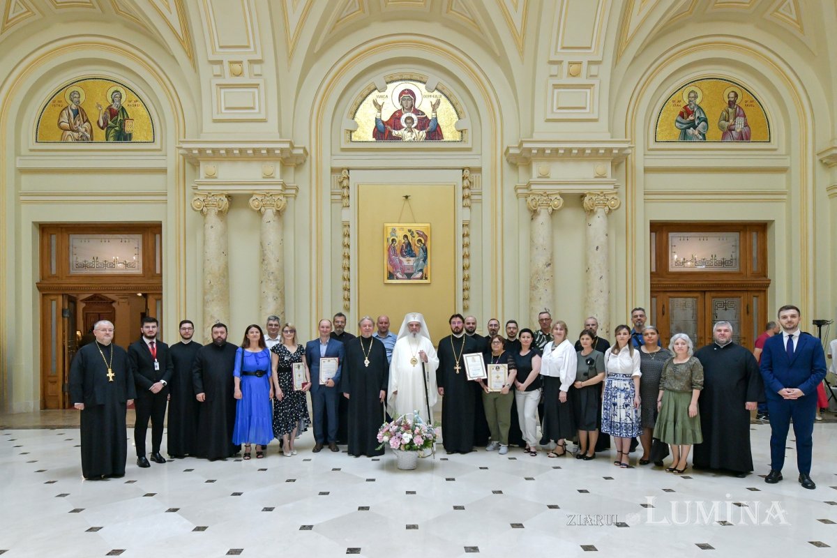 Hramul Centrului de Presă BASILICA al Patriarhiei Române 334063