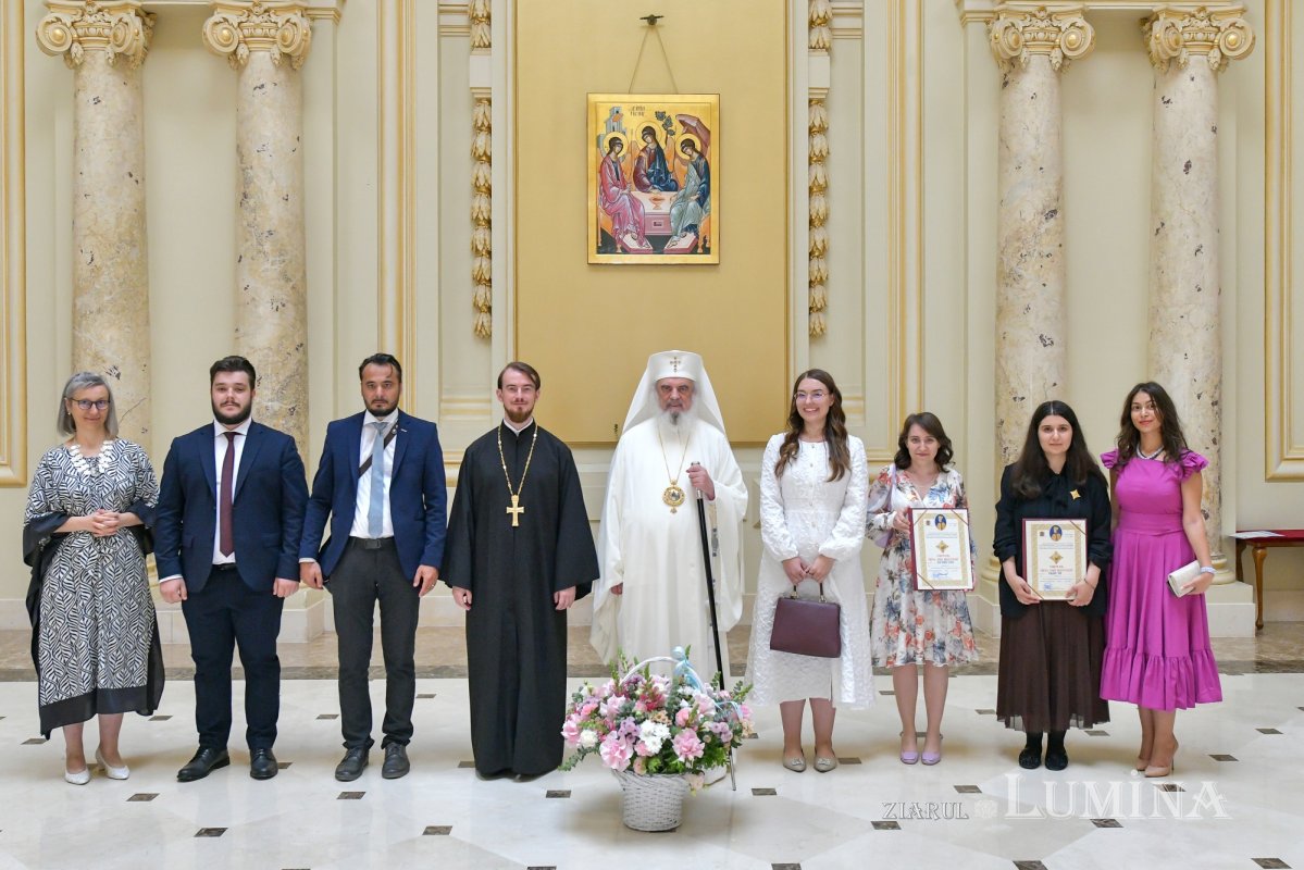 Hramul Centrului de Presă BASILICA al Patriarhiei Române 334064