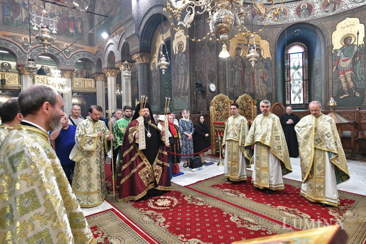 Hramul Centrului de Presă BASILICA al Patriarhiei Române 334068