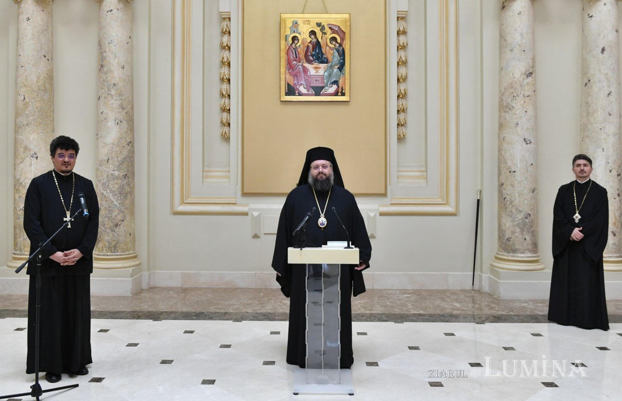 Vizita masteranzilor din Chișinău la Facultatea de Teologie Ortodoxă din București 334285