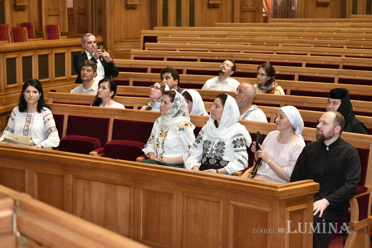 Vizita masteranzilor din Chișinău la Facultatea de Teologie Ortodoxă din București 334299