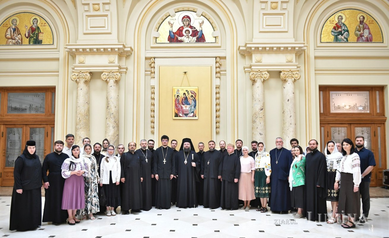 Vizita masteranzilor din Chișinău la Facultatea de Teologie Ortodoxă din București 334301