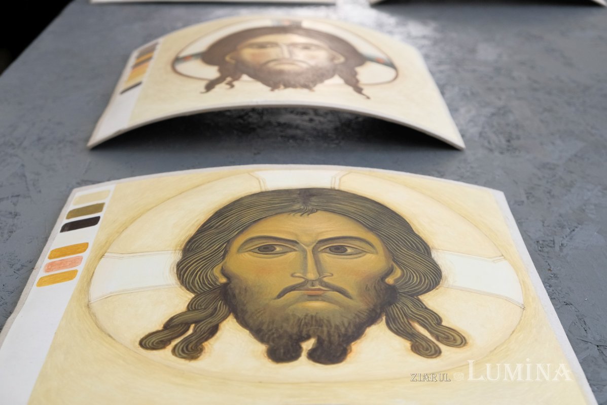 Finalizarea studiilor de Artă Sacră 334949