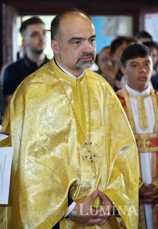 Binecuvântarea Sfântului Sfințit Mucenic Ciprian în Parohia Cocioc 335154