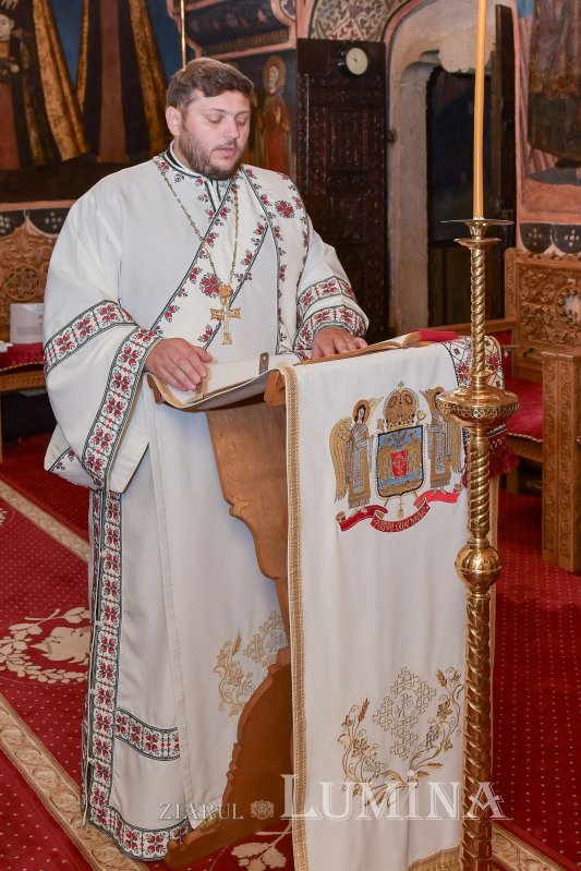 Cinstire adusă Botezătorului Domnului la Reședința Patriarhală 335405