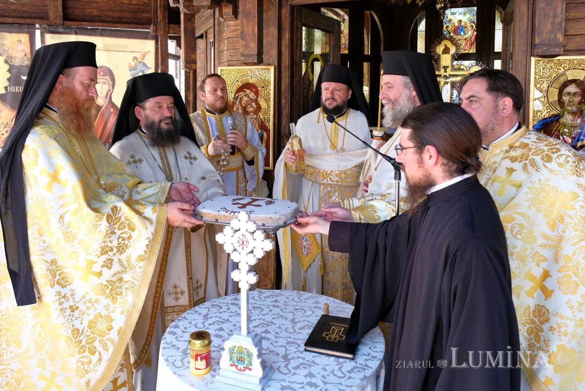 Mănăstirea Plumbuita din Capitală şi‑a sărbătorit ocrotitorul spiritual 335488