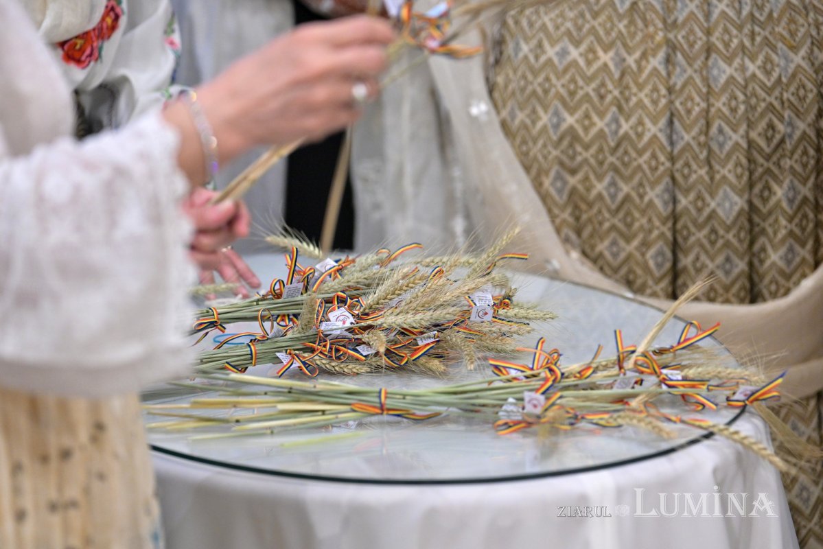 Ziua Universală a Iei la Catedrala Patriarhală 335459