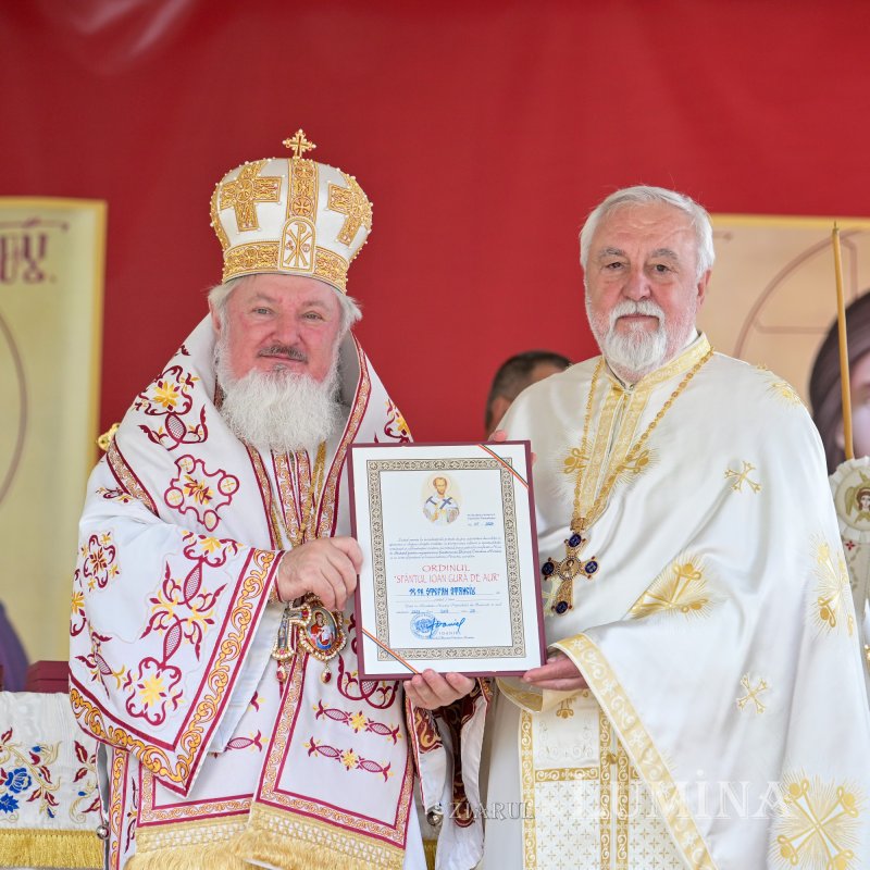 Sfințirea bisericii Parohiei Parc Ghencea din Capitală 335750