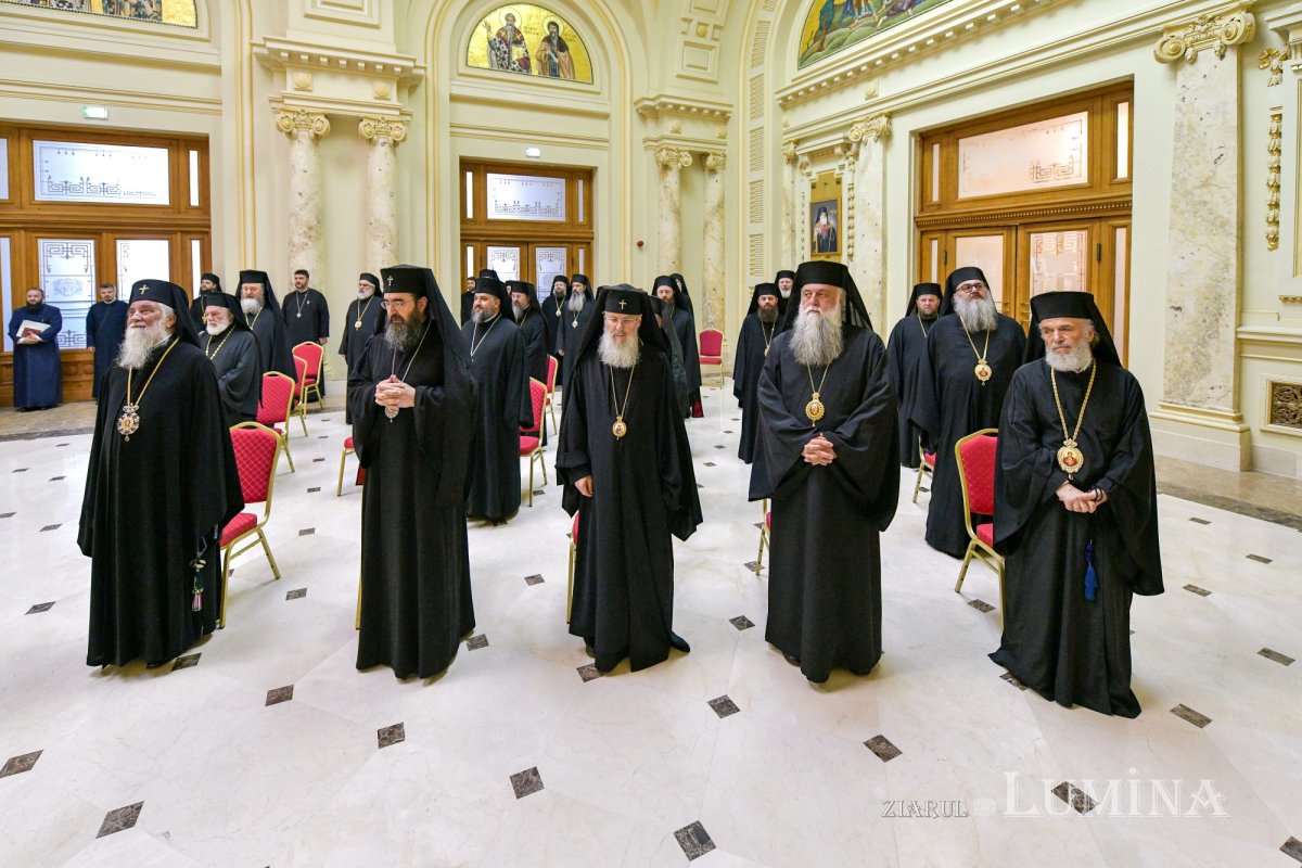 Întrunirea Sfântului Sinod al Bisericii Ortodoxe Române 335915