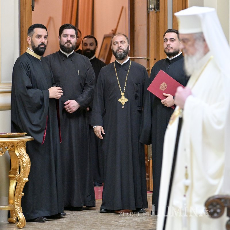 Întrunirea Sfântului Sinod al Bisericii Ortodoxe Române 335917