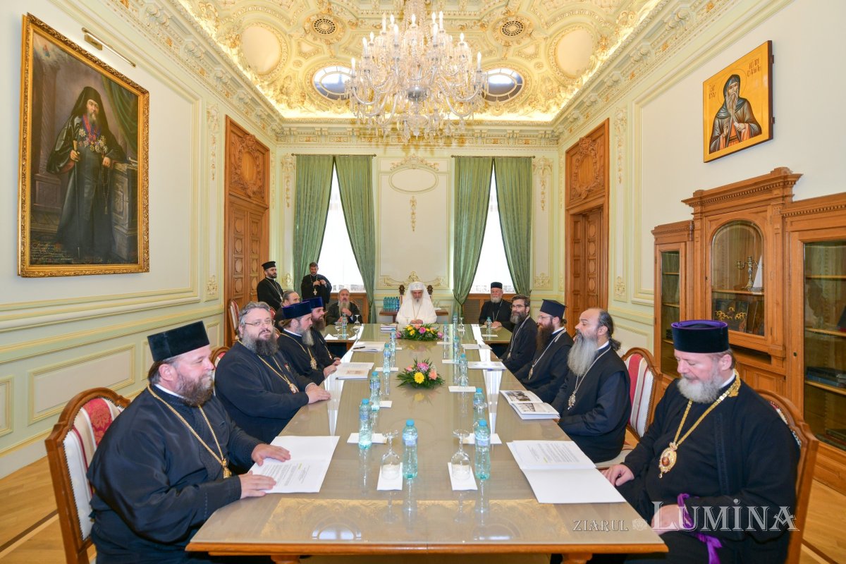 Întrunirea Sfântului Sinod al Bisericii Ortodoxe Române 335934